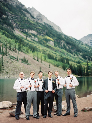 Ставка на винтаж: 8 must-haves для образа жениха 