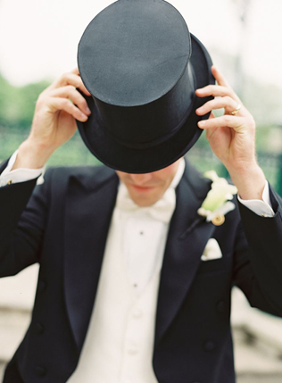 Ставка на винтаж: 8 must-haves для образа жениха 