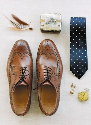 Ставка на винтаж: 8 must-haves для образа жениха 