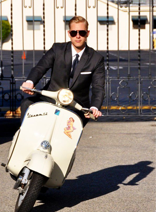 Ставка на винтаж: 8 must-haves для образа жениха 