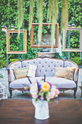 Свадьба в деталях: винтажная мебель 