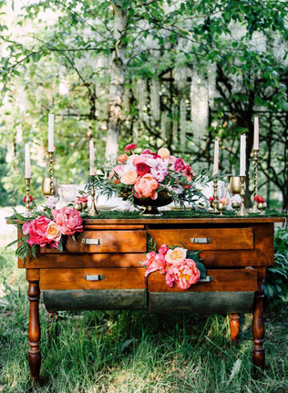 Свадьба в деталях: винтажная мебель 