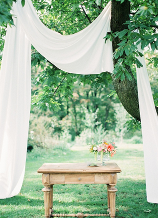 Свадьба в деталях: винтажная мебель 