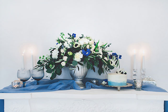 Воздушное утро невесты в голубых тонах, букет невесты в свечах