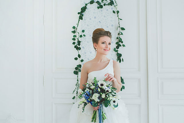 Воздушное утро невесты в голубых тонах, образ невесты