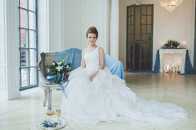 Воздушное утро невесты в голубых тонах, образ невесты