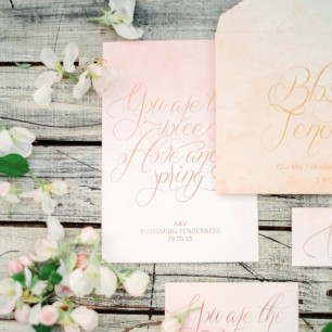 Полиграфия & каллиграфия: 40 идей для нежной весенней свадьбы