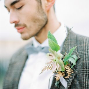 50 бутоньерок для зимней свадьбы