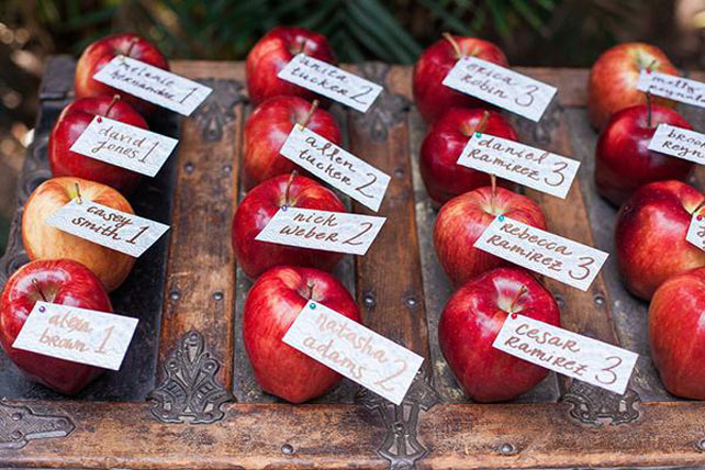 Сезон открыт: яблоки и груши для осенней свадьбы 