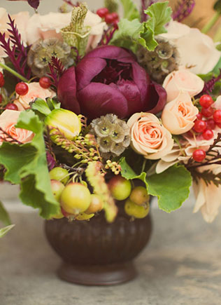 яблоки в декоре свадьбы, композиция на стол