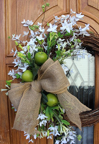 яблоки в декоре свадьбы, венок