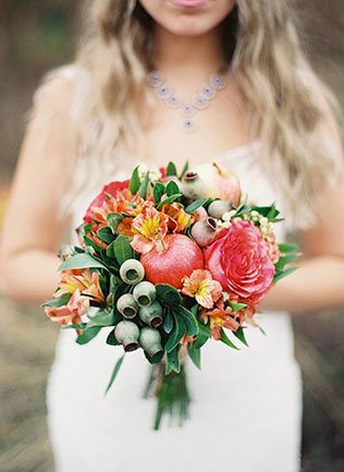 яблоки в декоре свадьбы, букет невесты