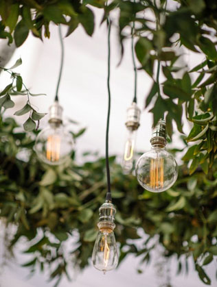 Да будет свет: 36 идей для красивой свадьбы 