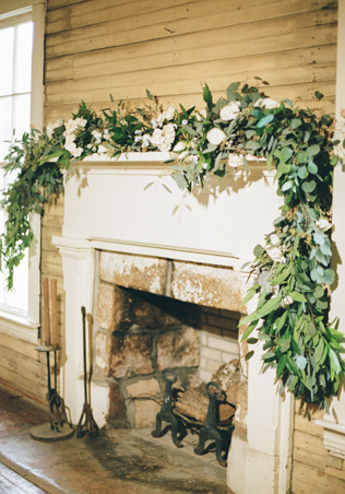 Свадьба в деталях: уютный камин 