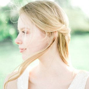 За и против: свадебные прически с распущенными волосами