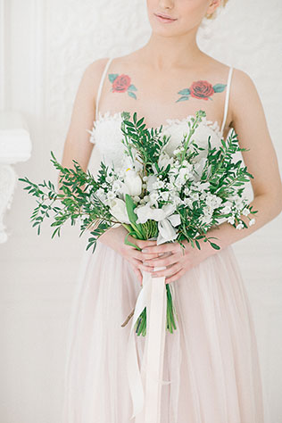 Утро невесты: завтрак балерины, невеста с букетом