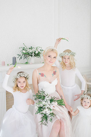 Утро невесты: завтрак балерины, невеста с детьми