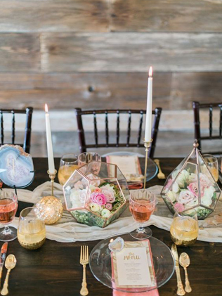 Маленький мир: зеленый террариум в свадебном оформлении 