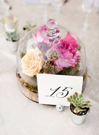 Маленький мир: зеленый террариум в свадебном оформлении 