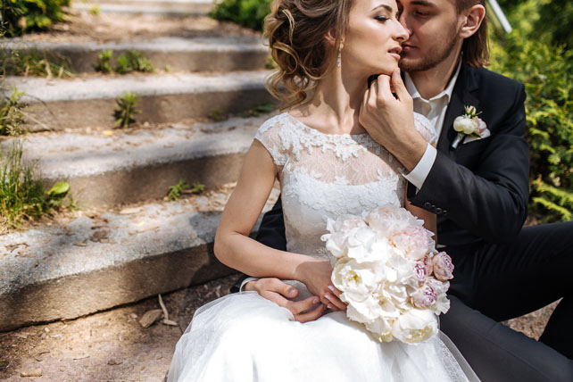 Стекла, зеркала и мимолетные искры 