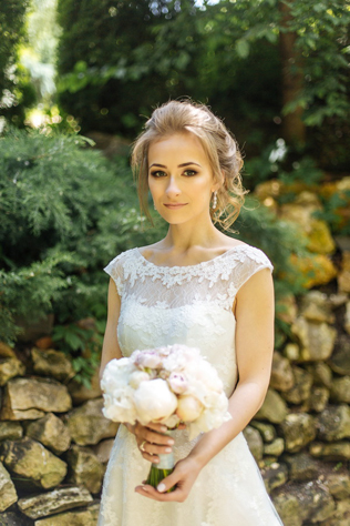 Стекла, зеркала и мимолетные искры 