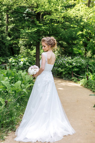 Стекла, зеркала и мимолетные искры 