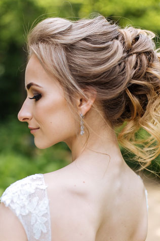 Стекла, зеркала и мимолетные искры 