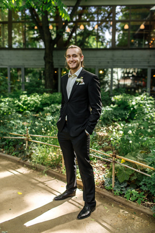 Стекла, зеркала и мимолетные искры 