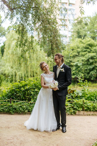 Стекла, зеркала и мимолетные искры 