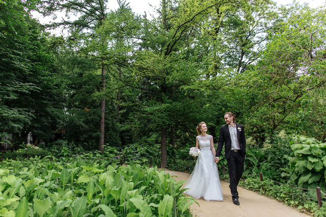 Стекла, зеркала и мимолетные искры 