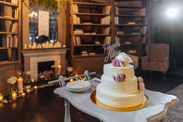 Стекла, зеркала и мимолетные искры 