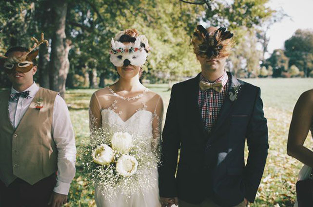 Маски животных на свадьбе