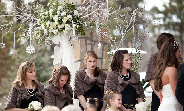 зимняя свадебная арка