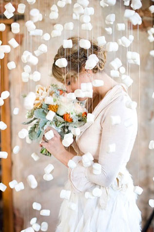 зимняя свадебная арка