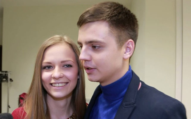 КВНщик сделал предложение девушке из другой команды в эфире Первого канала