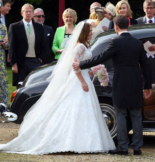 свадьба Джери Холлиуэлл и Кристиана Хорнера