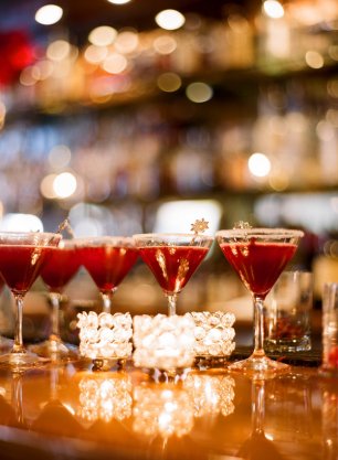 Красные напитки на свадьбе