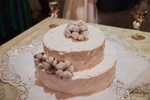 Трогательная свадьба, свадебный торт