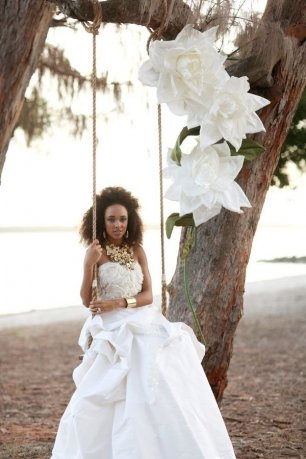 Качели - романтичный декор для фотосессии