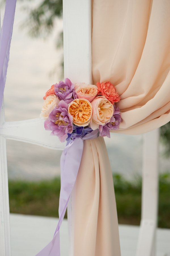 Цветы в декоре свадьбы