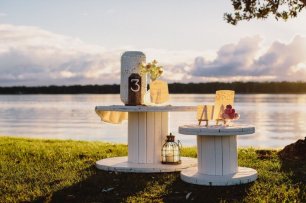 Свадебный декор на природе