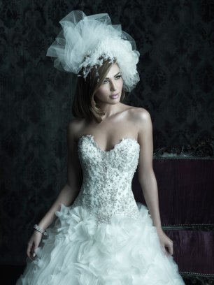 Короткая объемная фата