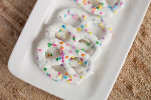 Кренделя на сладком столе