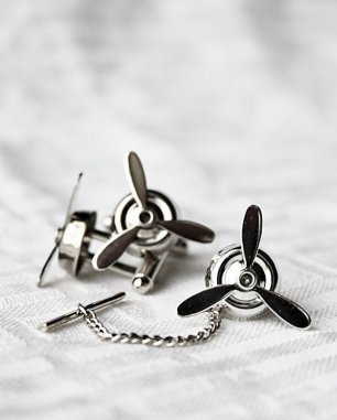 Запонки в виде пропеллеров