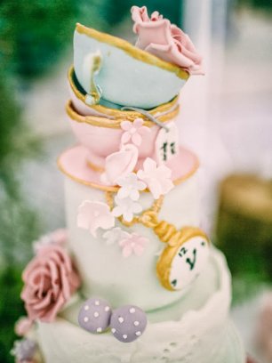 Торт в мятном цвете