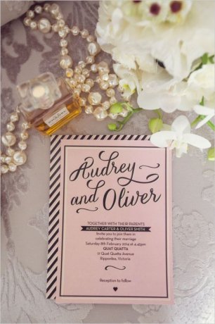 Приглашения с изящным шрифтом