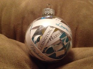 Приглашение в елочном шаре