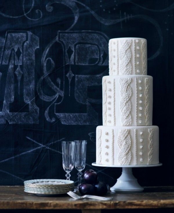 Свадебный торт с имитацией "вязаной" глазури