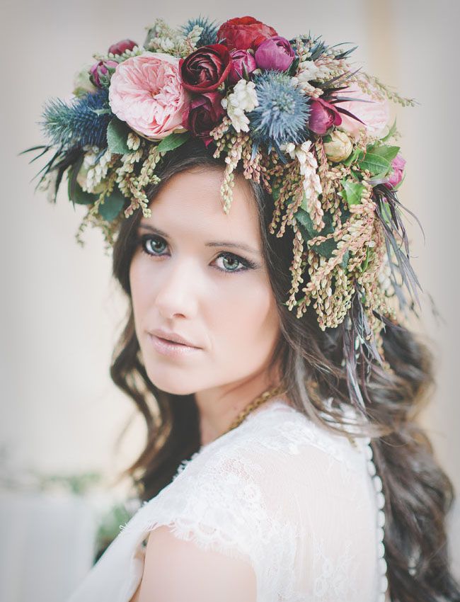Венок с крупными цветами - аксессуары на голову для невесты