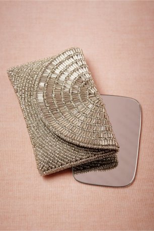 Клатч со стеклярусом